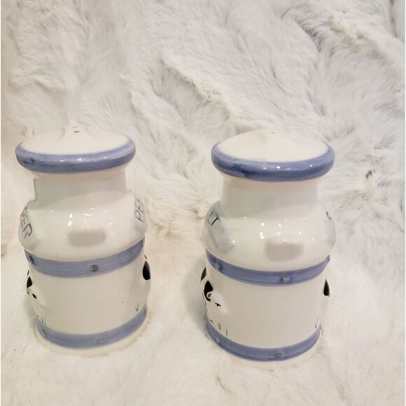 Salt & Pepper Shakers - Picture 2 of 9